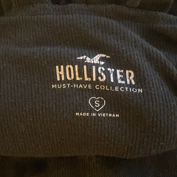 Hollister turtleneck - Picture 2 of 2